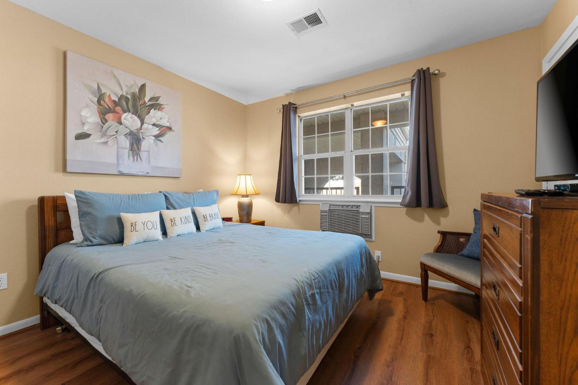 Cozy Top Floor 2Br Condo With View And Amenities!! Point Lookout Exteriör bild